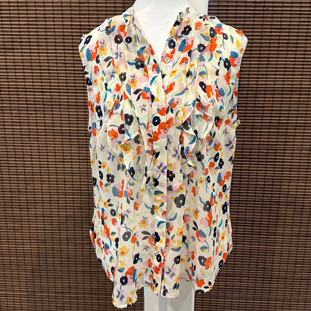 CABI sleeveless ruffle floral top size medium GUC